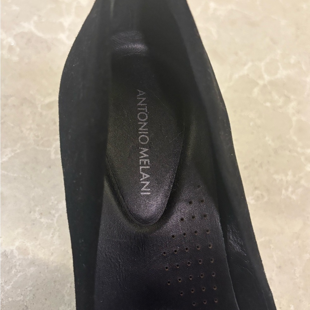 Antonio Melani 2 1/2 inch black suede heels. - Picture 4 of 10
